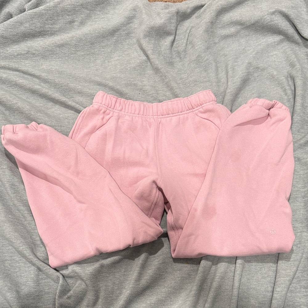 Lululemon Scuba Mid-Rise Oversized Joggers - Pink Haze